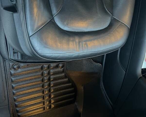 Черный Ауди Ку 7, объемом двигателя 2.97 л и пробегом 279 тыс. км за 15700 $, фото 24 на Automoto.ua