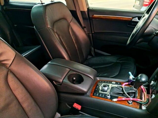 Чорний Ауді Ку 7, об'ємом двигуна 3 л та пробігом 271 тис. км за 10800 $, фото 6 на Automoto.ua