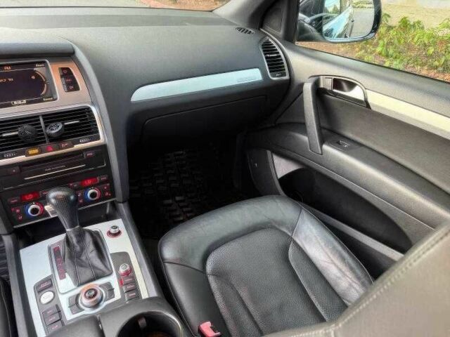 Черный Ауди Ку 7, объемом двигателя 3 л и пробегом 145 тыс. км за 13500 $, фото 14 на Automoto.ua