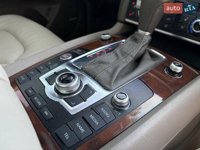 Черный Ауди Ку 7, объемом двигателя 3 л и пробегом 162 тыс. км за 15999 $, фото 72 на Automoto.ua