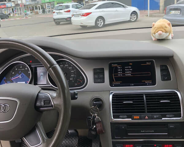 Чорний Ауді Ку 7, об'ємом двигуна 3 л та пробігом 185 тис. км за 12900 $, фото 10 на Automoto.ua