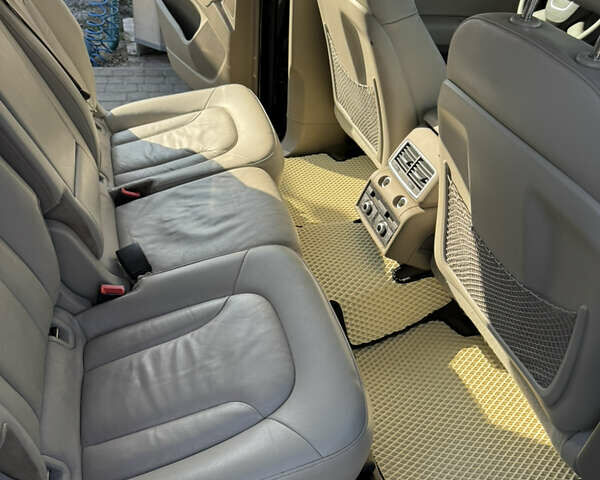 Черный Ауди Ку 7, объемом двигателя 2.97 л и пробегом 303 тыс. км за 16000 $, фото 6 на Automoto.ua
