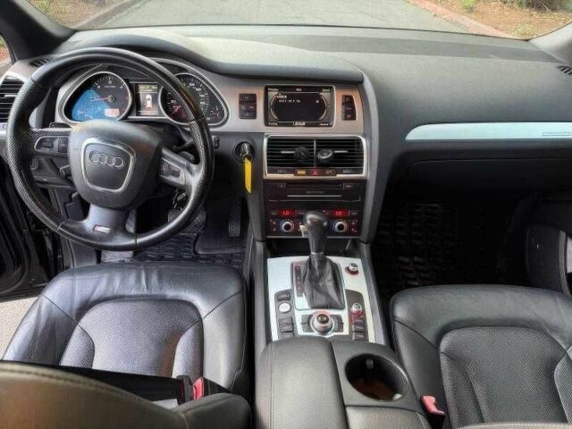 Черный Ауди Ку 7, объемом двигателя 3 л и пробегом 145 тыс. км за 13500 $, фото 7 на Automoto.ua