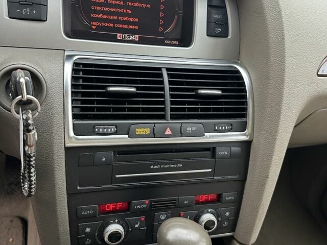 Черный Ауди Ку 7, объемом двигателя 3 л и пробегом 166 тыс. км за 10800 $, фото 13 на Automoto.ua