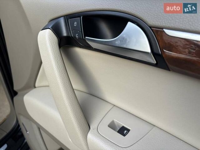 Черный Ауди Ку 7, объемом двигателя 3 л и пробегом 162 тыс. км за 15999 $, фото 64 на Automoto.ua