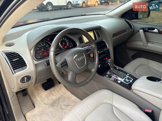 Черный Ауди Ку 7, объемом двигателя 3 л и пробегом 162 тыс. км за 15999 $, фото 57 на Automoto.ua