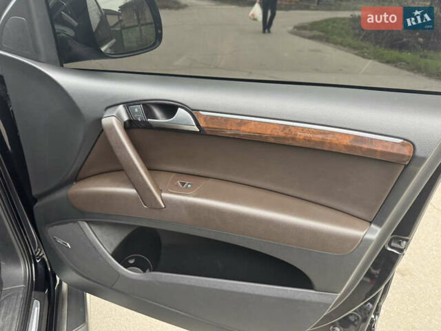 Черный Ауди Ку 7, объемом двигателя 3 л и пробегом 290 тыс. км за 16500 $, фото 13 на Automoto.ua