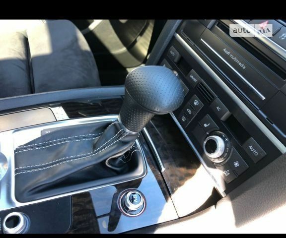 Ауді Ку 7 2011 у Коломые на Automoto.ua Чорний Ауді Ку 7, об'ємом двигуна 3 л та пробігом 225 тис. км за 20500 $, фото 5 на Automoto.ua