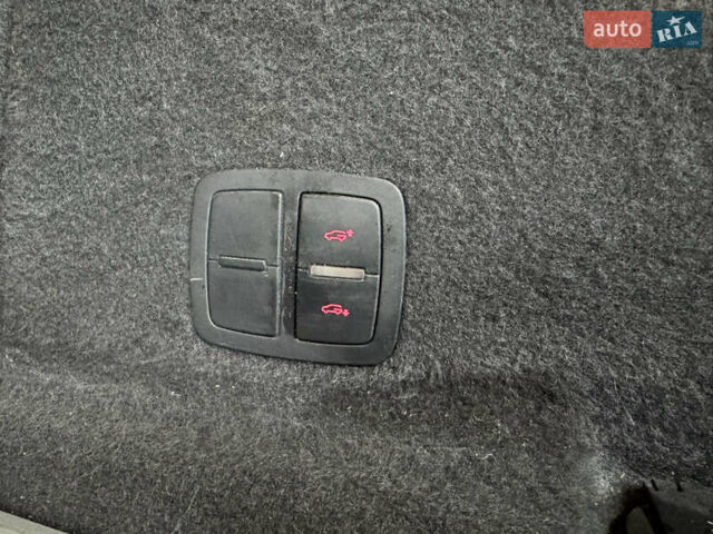 Чорний Ауді Ку 7, об'ємом двигуна 2.97 л та пробігом 263 тис. км за 16550 $, фото 41 на Automoto.ua