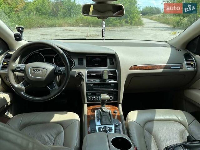 Черный Ауди Ку 7, объемом двигателя 4.2 л и пробегом 209 тыс. км за 20000 $, фото 27 на Automoto.ua