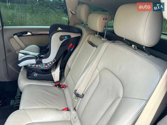 Черный Ауди Ку 7, объемом двигателя 4.2 л и пробегом 209 тыс. км за 20000 $, фото 25 на Automoto.ua