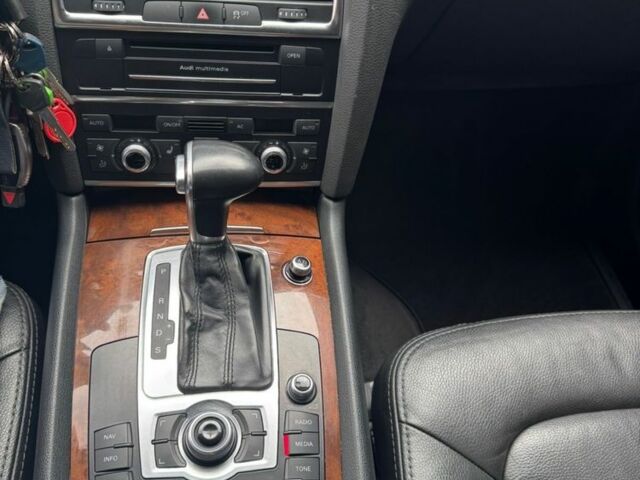 Черный Ауди Ку 7, объемом двигателя 3 л и пробегом 260 тыс. км за 19000 $, фото 4 на Automoto.ua