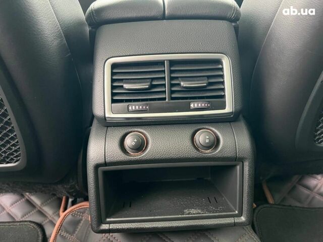 Чорний Ауді Ку 7, об'ємом двигуна 3 л та пробігом 205 тис. км за 12590 $, фото 40 на Automoto.ua