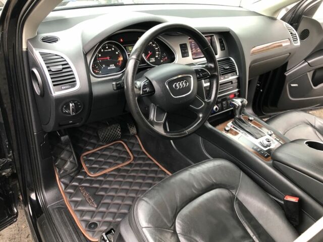 Черный Ауди Ку 7, объемом двигателя 3 л и пробегом 205 тыс. км за 9999 $, фото 15 на Automoto.ua