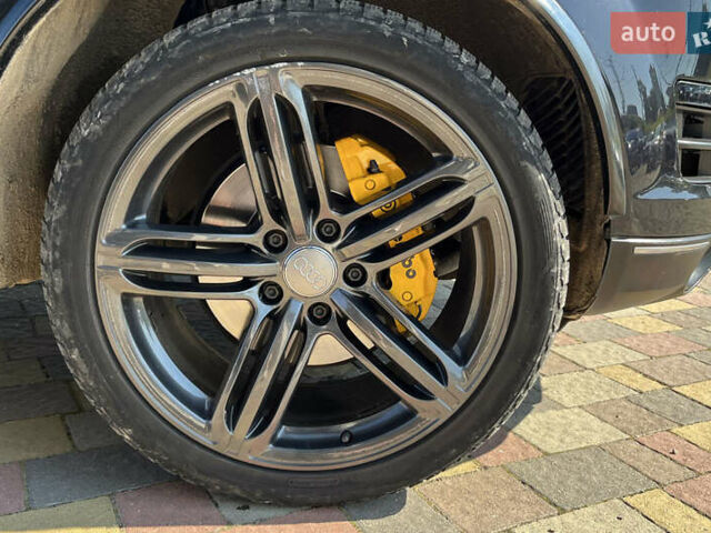 Черный Ауди Ку 7, объемом двигателя 3 л и пробегом 203 тыс. км за 13800 $, фото 9 на Automoto.ua