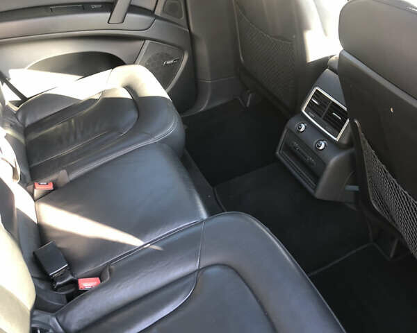 Чорний Ауді Ку 7, об'ємом двигуна 2.97 л та пробігом 296 тис. км за 16200 $, фото 3 на Automoto.ua