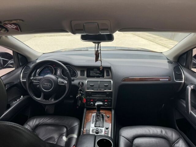 Черный Ауди Ку 7, объемом двигателя 3 л и пробегом 260 тыс. км за 19000 $, фото 6 на Automoto.ua