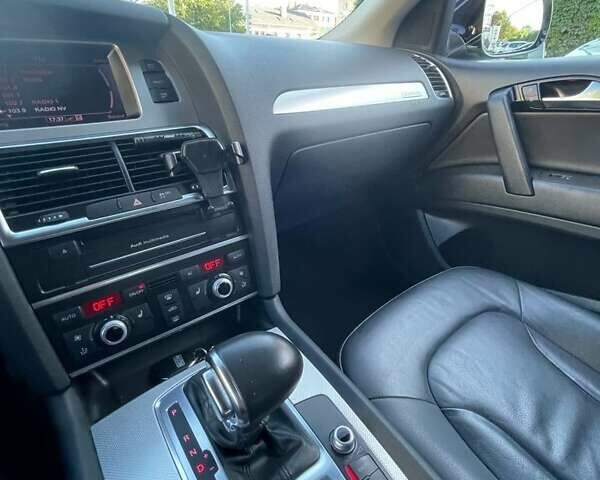 Черный Ауди Ку 7, объемом двигателя 3 л и пробегом 145 тыс. км за 22000 $, фото 16 на Automoto.ua