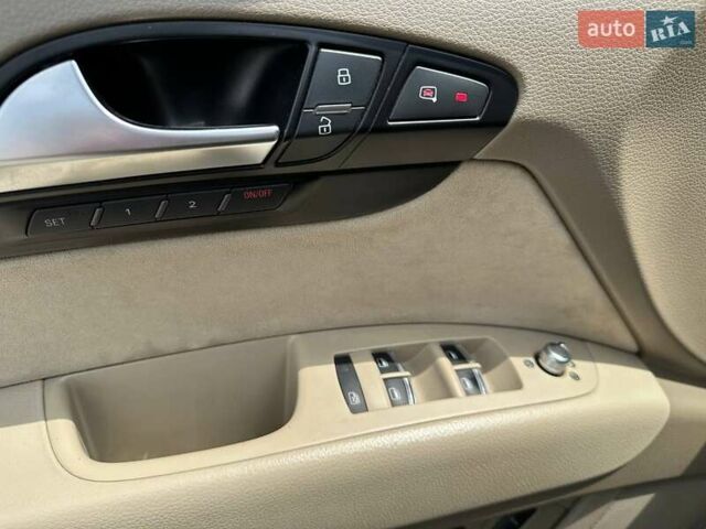 Черный Ауди Ку 7, объемом двигателя 4.2 л и пробегом 209 тыс. км за 20000 $, фото 12 на Automoto.ua