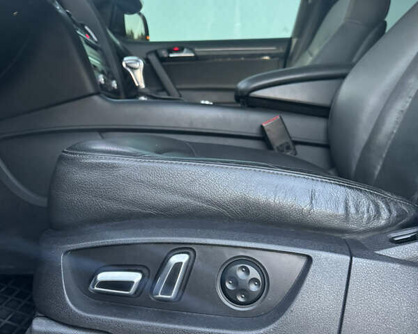 Черный Ауди Ку 7, объемом двигателя 3 л и пробегом 121 тыс. км за 20500 $, фото 48 на Automoto.ua