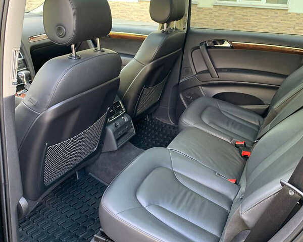 Черный Ауди Ку 7, объемом двигателя 3 л и пробегом 157 тыс. км за 16000 $, фото 10 на Automoto.ua