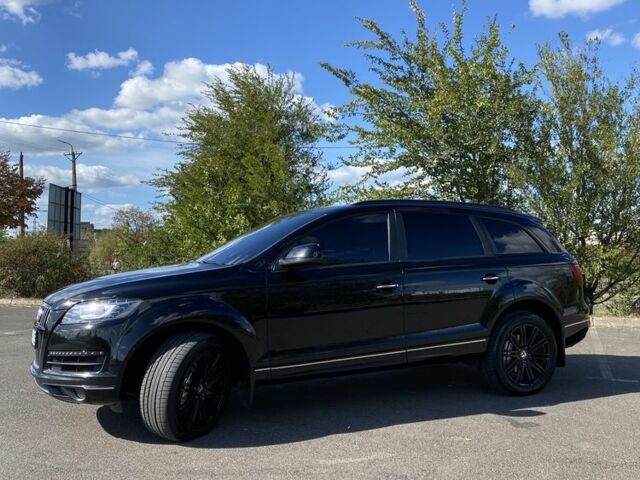 Черный Ауди Ку 7, объемом двигателя 3 л и пробегом 246 тыс. км за 16000 $, фото 6 на Automoto.ua