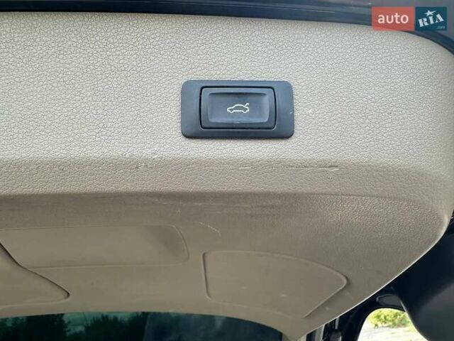 Черный Ауди Ку 7, объемом двигателя 4.2 л и пробегом 209 тыс. км за 20000 $, фото 10 на Automoto.ua