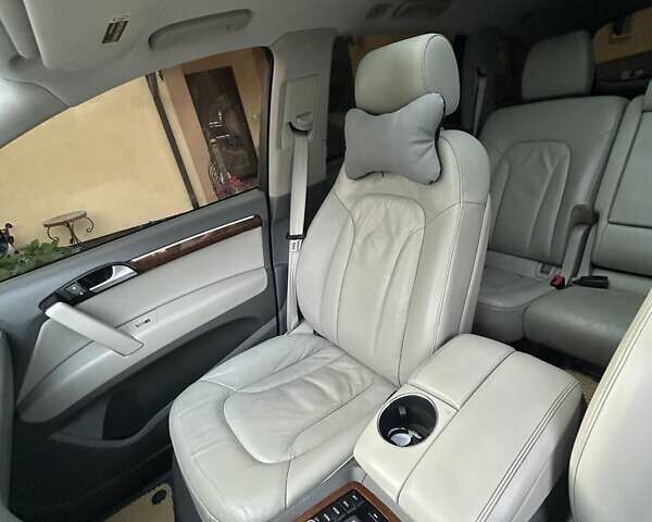 Черный Ауди Ку 7, объемом двигателя 2.97 л и пробегом 248 тыс. км за 15900 $, фото 9 на Automoto.ua