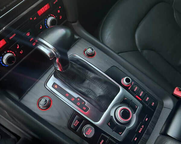 Черный Ауди Ку 7, объемом двигателя 3 л и пробегом 121 тыс. км за 20500 $, фото 61 на Automoto.ua