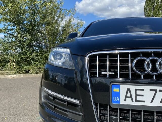 Черный Ауди Ку 7, объемом двигателя 3 л и пробегом 246 тыс. км за 16000 $, фото 3 на Automoto.ua