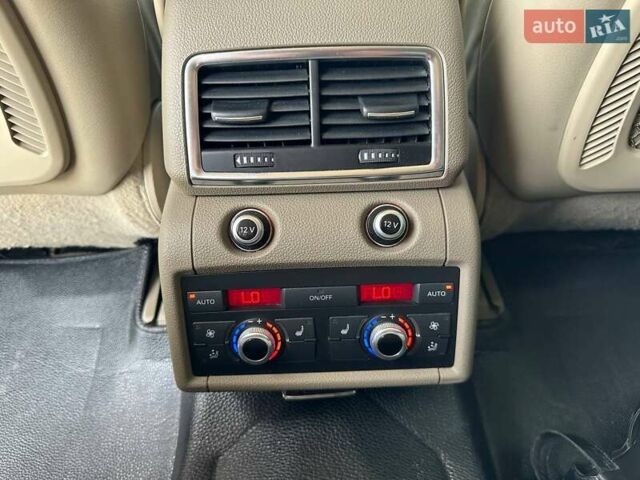 Черный Ауди Ку 7, объемом двигателя 4.2 л и пробегом 209 тыс. км за 20000 $, фото 26 на Automoto.ua