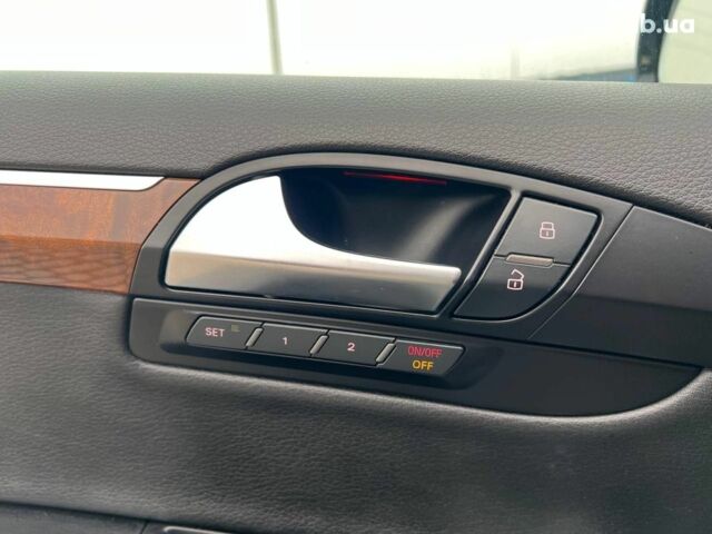 Чорний Ауді Ку 7, об'ємом двигуна 3 л та пробігом 205 тис. км за 12590 $, фото 16 на Automoto.ua