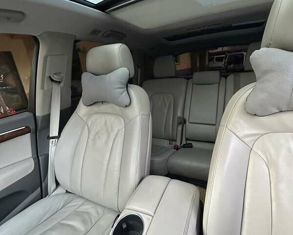 Черный Ауди Ку 7, объемом двигателя 2.97 л и пробегом 248 тыс. км за 15900 $, фото 7 на Automoto.ua