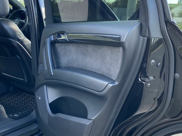 Черный Ауди Ку 7, объемом двигателя 3 л и пробегом 246 тыс. км за 16000 $, фото 16 на Automoto.ua