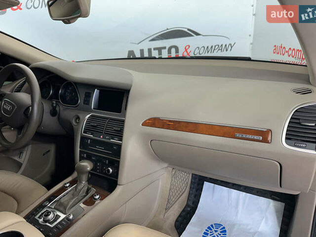 Черный Ауди Ку 7, объемом двигателя 3 л и пробегом 300 тыс. км за 17950 $, фото 9 на Automoto.ua