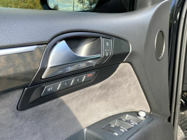 Черный Ауди Ку 7, объемом двигателя 3 л и пробегом 246 тыс. км за 16000 $, фото 18 на Automoto.ua