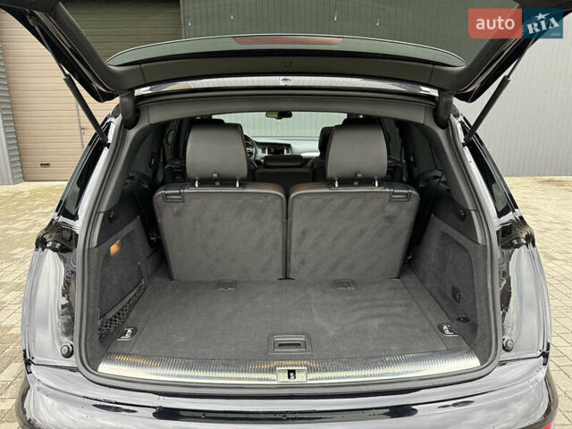 Ауді Ку 7 2012 у Сарнах на Automoto.ua Чорний Ауді Ку 7, об'ємом двигуна 3 л та пробігом 273 тис. км за 21000 $, фото 40 на Automoto.ua