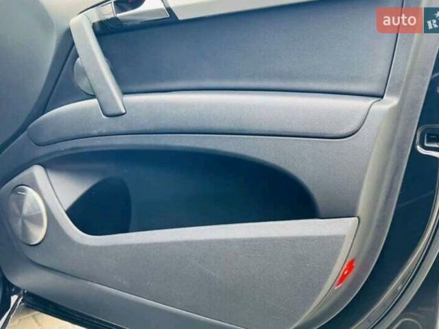 Чорний Ауді Ку 7, об'ємом двигуна 2.97 л та пробігом 235 тис. км за 22000 $, фото 18 на Automoto.ua