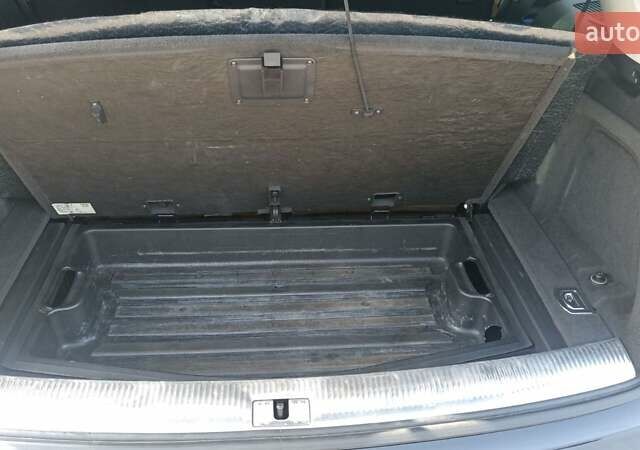 Черный Ауди Ку 7, объемом двигателя 3 л и пробегом 198 тыс. км за 16800 $, фото 17 на Automoto.ua