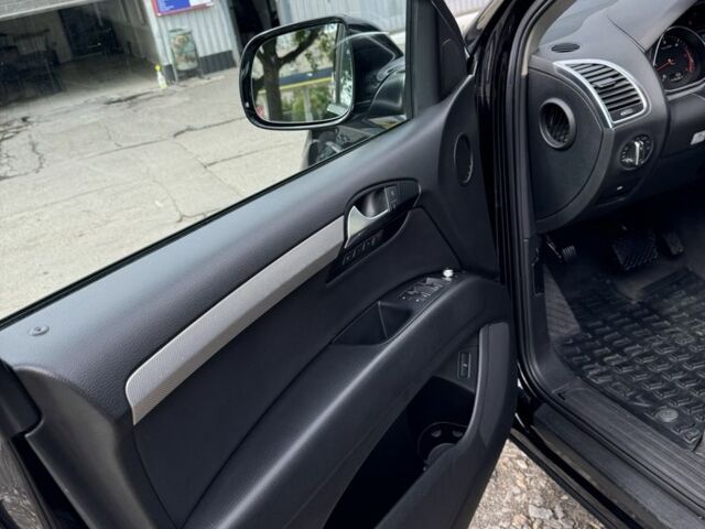 Черный Ауди Ку 7, объемом двигателя 3 л и пробегом 228 тыс. км за 15700 $, фото 17 на Automoto.ua