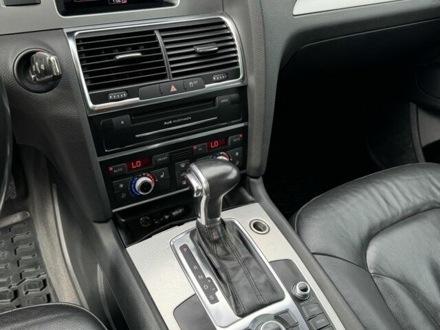 Черный Ауди Ку 7, объемом двигателя 3 л и пробегом 228 тыс. км за 15700 $, фото 14 на Automoto.ua