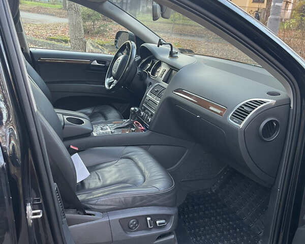 Чорний Ауді Ку 7, об'ємом двигуна 3 л та пробігом 151 тис. км за 15500 $, фото 6 на Automoto.ua