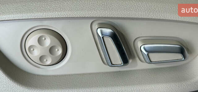 Черный Ауди Ку 7, объемом двигателя 3 л и пробегом 300 тыс. км за 17950 $, фото 25 на Automoto.ua