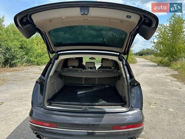 Черный Ауди Ку 7, объемом двигателя 4.2 л и пробегом 209 тыс. км за 20000 $, фото 8 на Automoto.ua