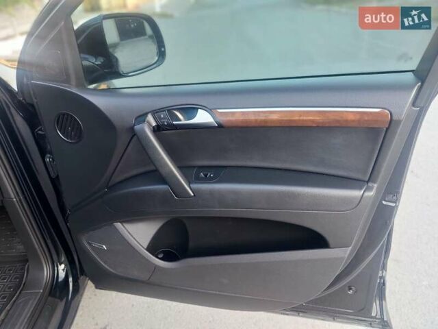 Черный Ауди Ку 7, объемом двигателя 3 л и пробегом 320 тыс. км за 16500 $, фото 46 на Automoto.ua