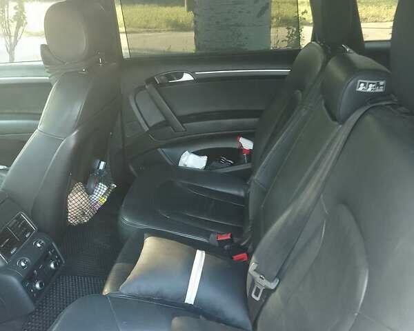 Черный Ауди Ку 7, объемом двигателя 3 л и пробегом 225 тыс. км за 18500 $, фото 6 на Automoto.ua