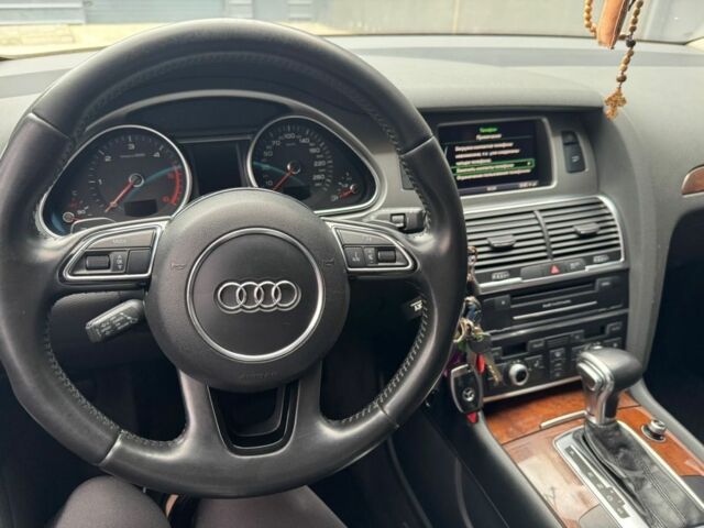 Черный Ауди Ку 7, объемом двигателя 3 л и пробегом 260 тыс. км за 19000 $, фото 2 на Automoto.ua