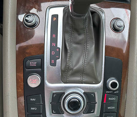 Черный Ауди Ку 7, объемом двигателя 3 л и пробегом 300 тыс. км за 17450 $, фото 27 на Automoto.ua