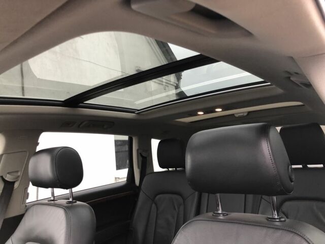 Черный Ауди Ку 7, объемом двигателя 3 л и пробегом 205 тыс. км за 9999 $, фото 11 на Automoto.ua