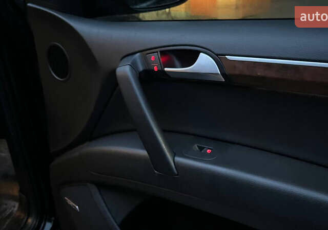 Чорний Ауді Ку 7, об'ємом двигуна 3 л та пробігом 192 тис. км за 12900 $, фото 28 на Automoto.ua